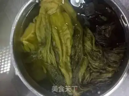Make Old yogurt duck step 1