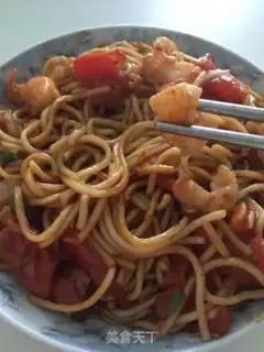 Make Shrimp tomato noodles step 7