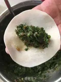 Make Pork, shrimp, pickles step 4