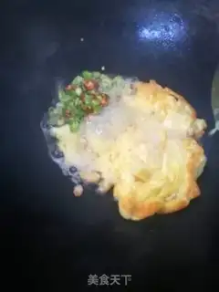 Make Pickle fried eggs step 4