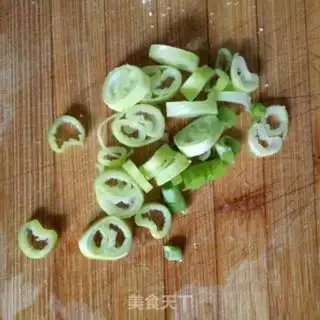 Make Duck egg and silk step 1
