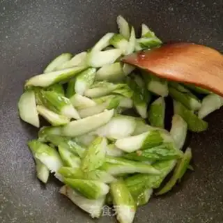 Make Duck egg and silk step 4