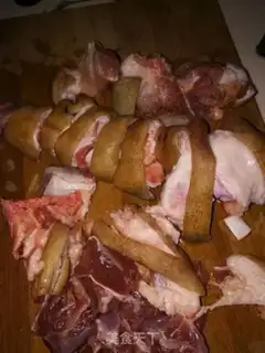 Make Peanut pig feet step 0
