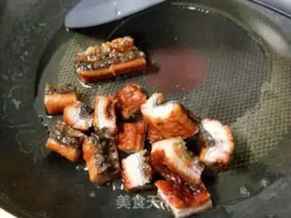 Make eel sauce noodles step 5