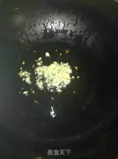 Make Garlic melon leaves step 2