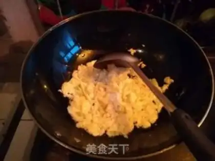 Make Egg fried rice step 3
