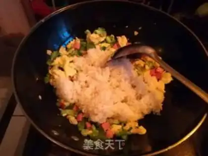 Make Egg fried rice step 5