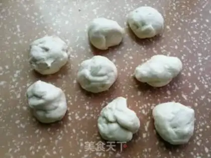 Make Chinese hot dog rolls step 4