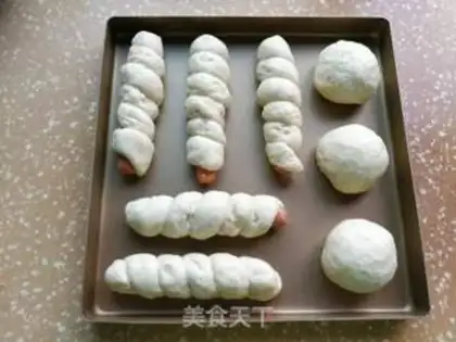 Make Chinese hot dog rolls step 7