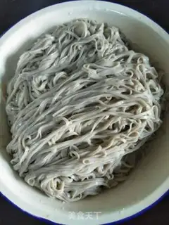 Make Wheat noodles step 2