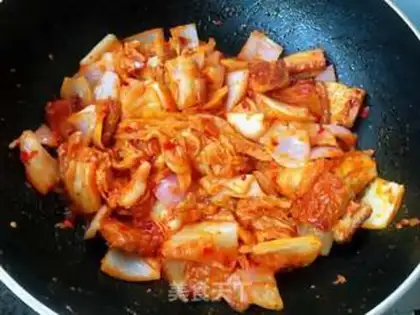 Make Five flowers and spicy cabbage step 8