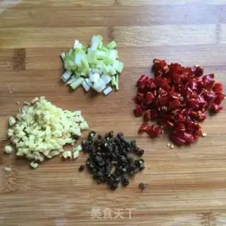 Make Spicy chicken step 1
