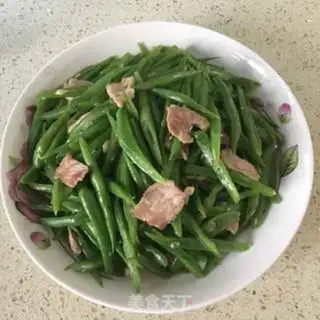 Make Garlic meat chops for four season beans step 5