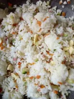 Make Egg fried rice step 3