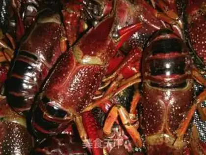 Make Spicy lobster step 1