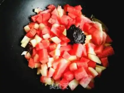 Make Easy watermelon sauce step 5