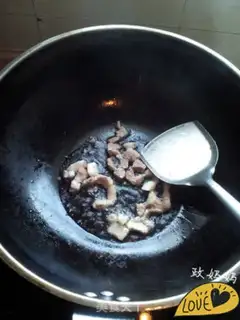 Make Celery fried meat step 2