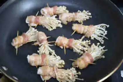 Make Golden pins and mushrooms and tea rolls step 3