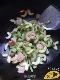 Make cucumber shrimp step 5