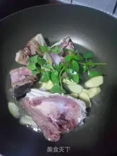 Make Fish tofu soup step 1