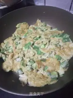 Make Acne eggs for silverfish step 2