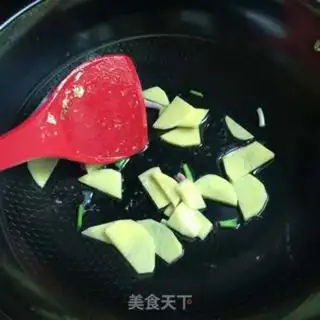 Make Spicy Thai curry crab step 5