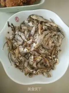 Make Spicy little fish step 0