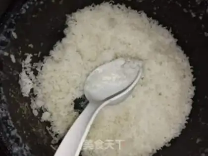 Make Egg fried rice step 0