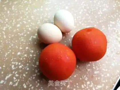 Make Tomato egg noodles step 0