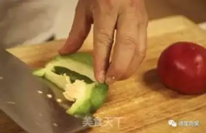 Make Pineapple crotch shrimp step 2
