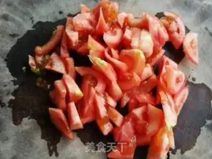 Make Tomato egg noodles step 1
