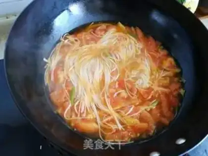 Make Tomato egg noodles step 3