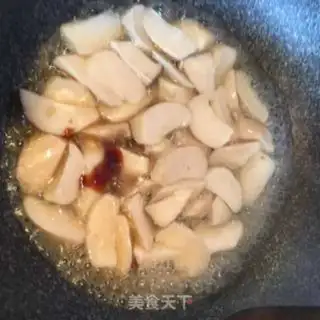 Make Eggs with almond mushrooms step 4