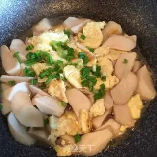 Make Eggs with almond mushrooms step 5
