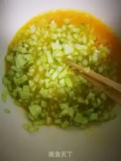 Make cucumber eggcake step 3