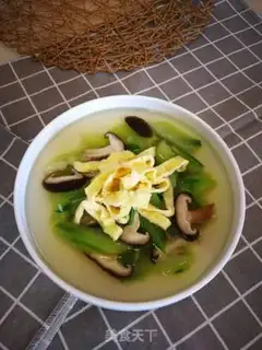Make Eggskin mushrooms and melon soup step 9