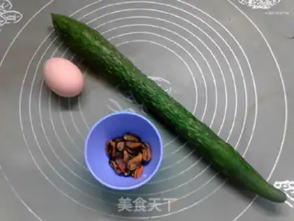 Make A pickle egg soup step 0