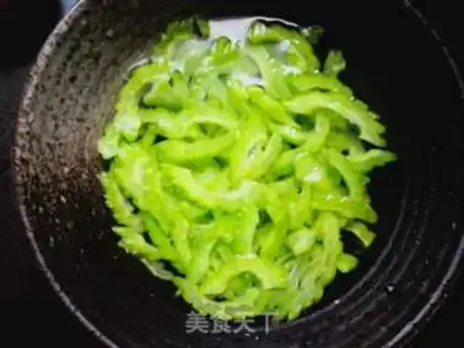 Make A cold, bitter melon step 4
