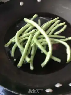 Make Roast bean buns step 5