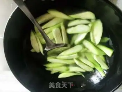 Make Smelt eggnut soup step 4