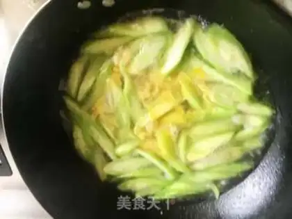 Make Smelt eggnut soup step 6