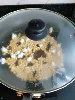 Make Popcorn step 2