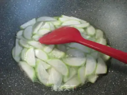 Make ♪ A duck egg and a golden needle mushroom ♪ step 3