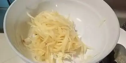 Make The hand tore the chicken step 5
