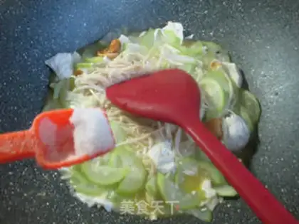 Make ♪ A duck egg and a golden needle mushroom ♪ step 5