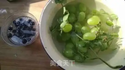 Make A yogurt cup step 1