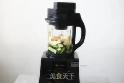 Make Cucumber juice step 4
