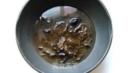 Make Pelican sour chicken step 1
