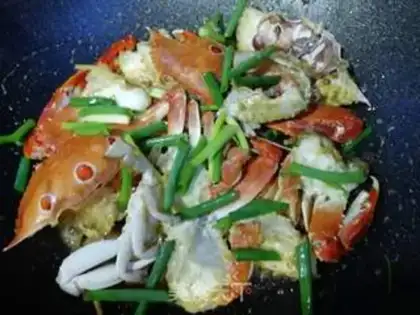 Make Spicy crab step 6