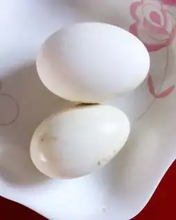 Make Onions and eggs step 0